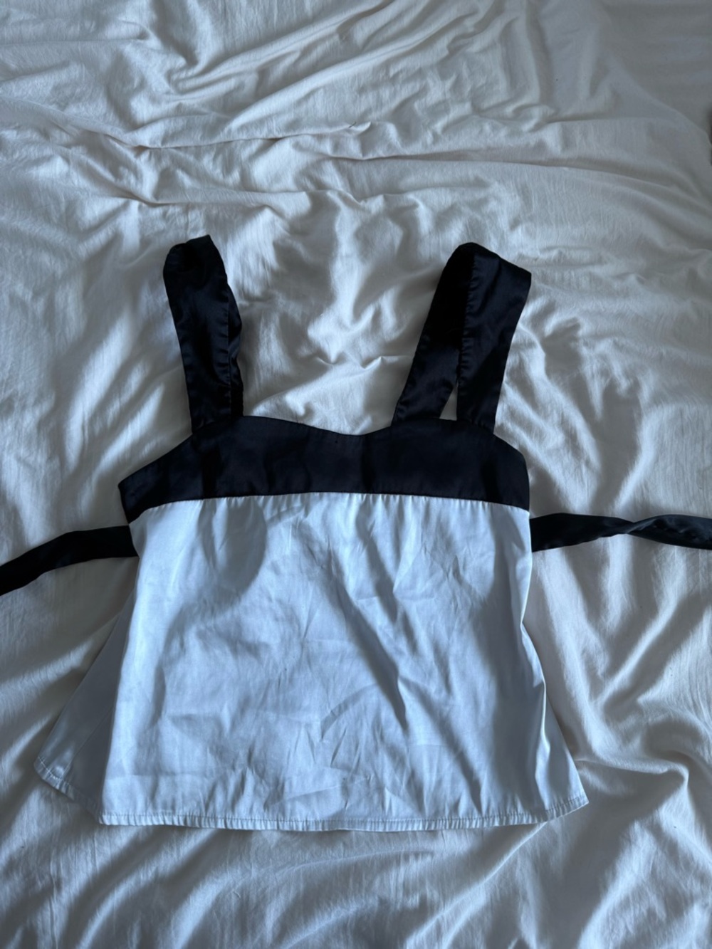 SHEIN Black and White Colorblock Square Neck Tank Top